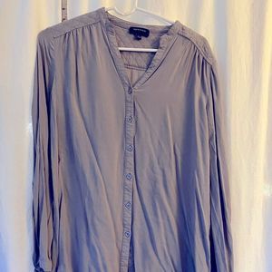 Mauve button down Spence shirt w/quilted shoulders